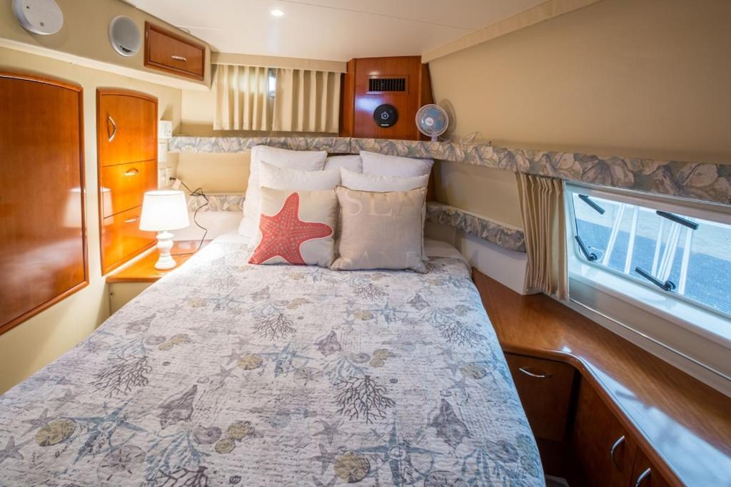 Sea Pearl Boston Yacht Ξενοδοχείο Εξωτερικό φωτογραφία